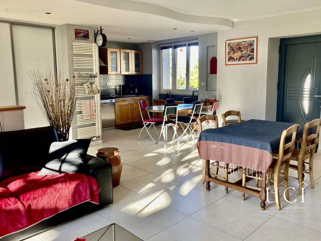 Maison 133 m² à Le Loroux-Bottereau  - photo 6
