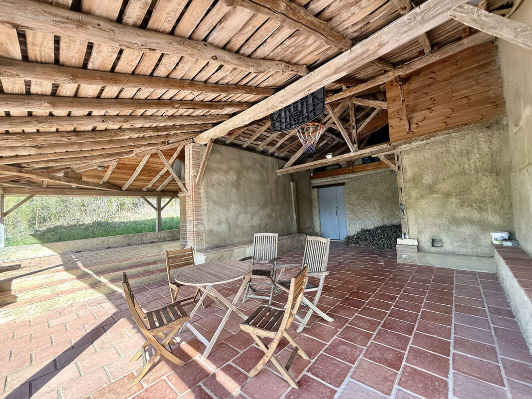 Maison à LE CASTERA