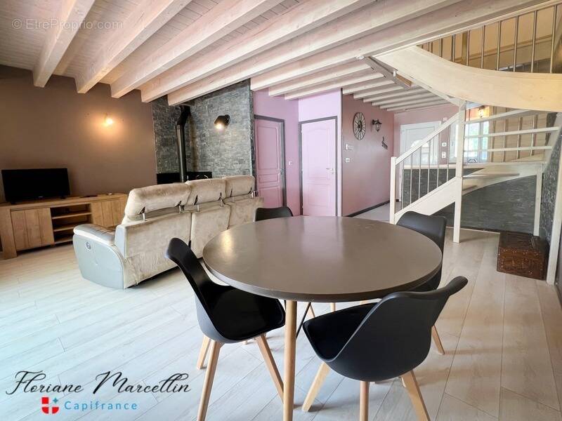 Maison à BONNEVILLE