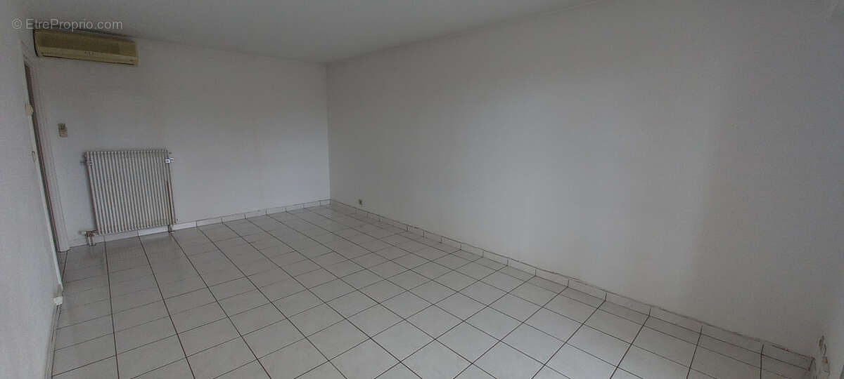 Appartement à MANDELIEU-LA-NAPOULE