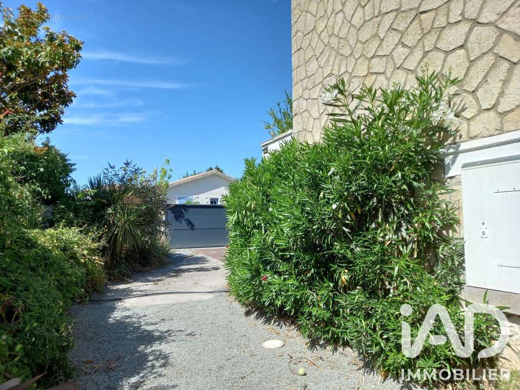 Maison 147 m² à Saujon  - photo 4