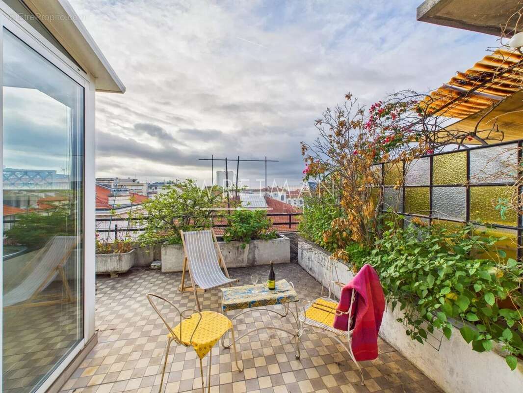 Appartement à NICE