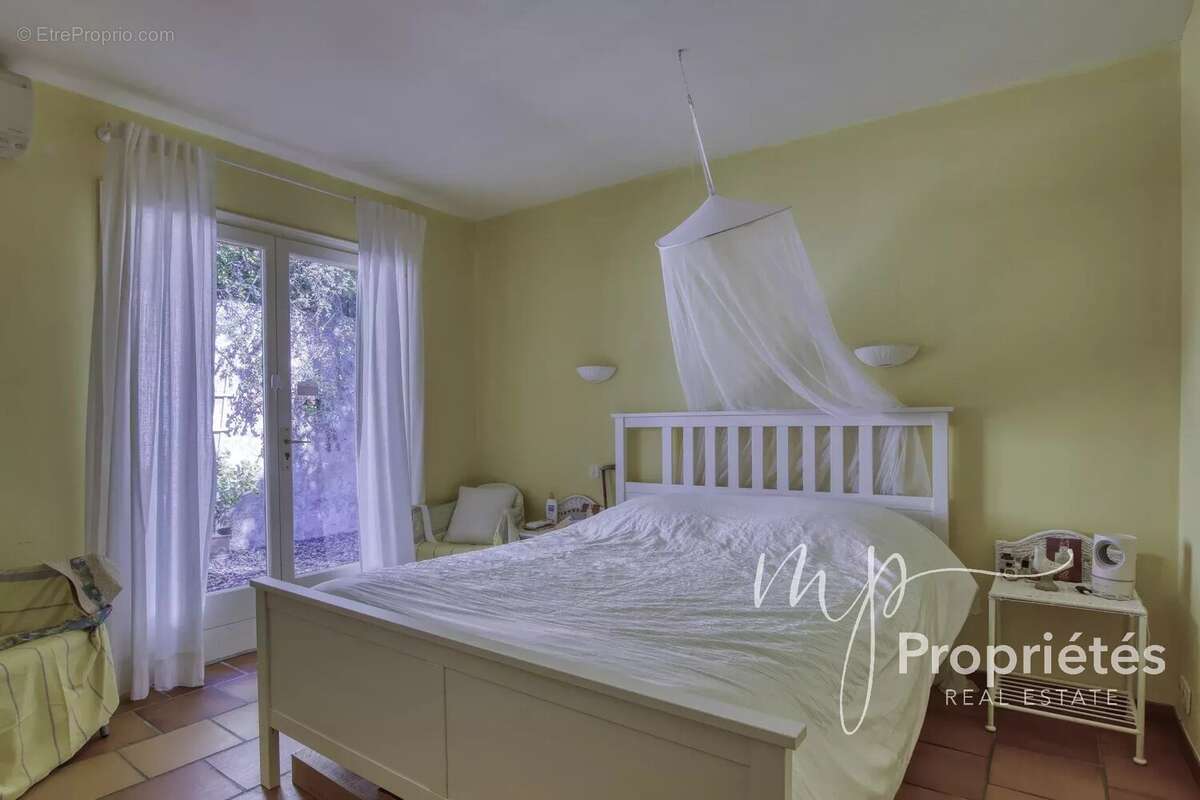 Maison à RAYOL-CANADEL-SUR-MER