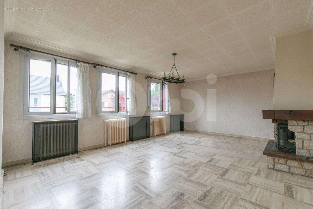 Maison à BOISSY-SAINT-LEGER