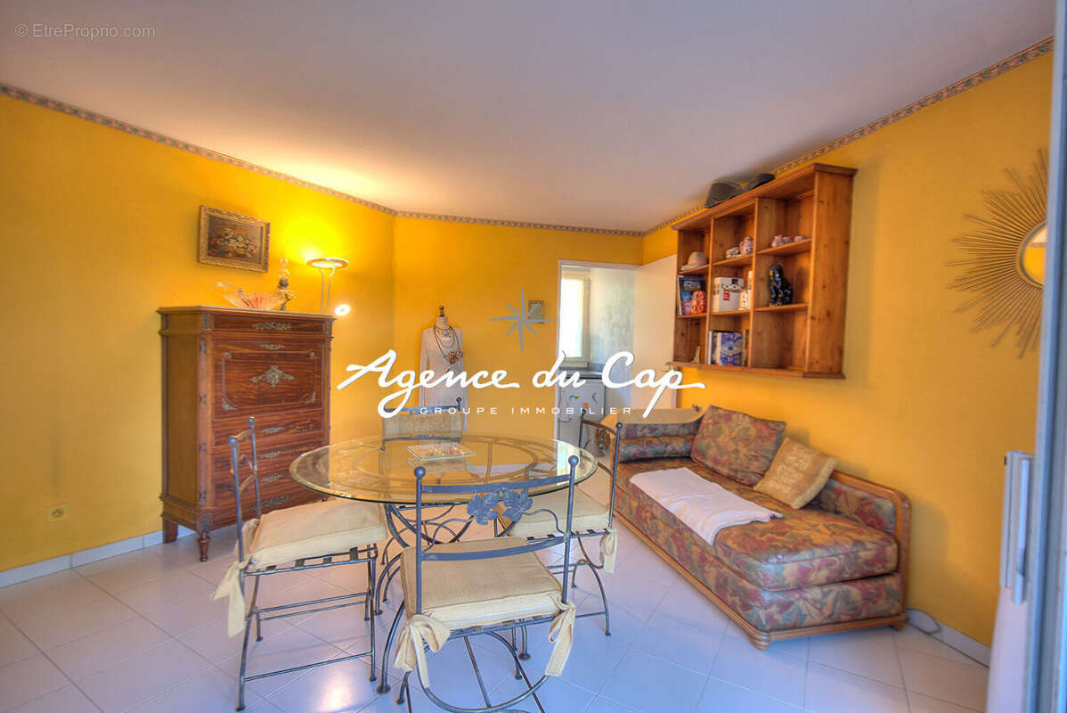 Appartement à SAINT-RAPHAEL