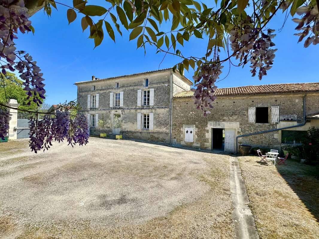 Maison à SAINT-SATURNIN