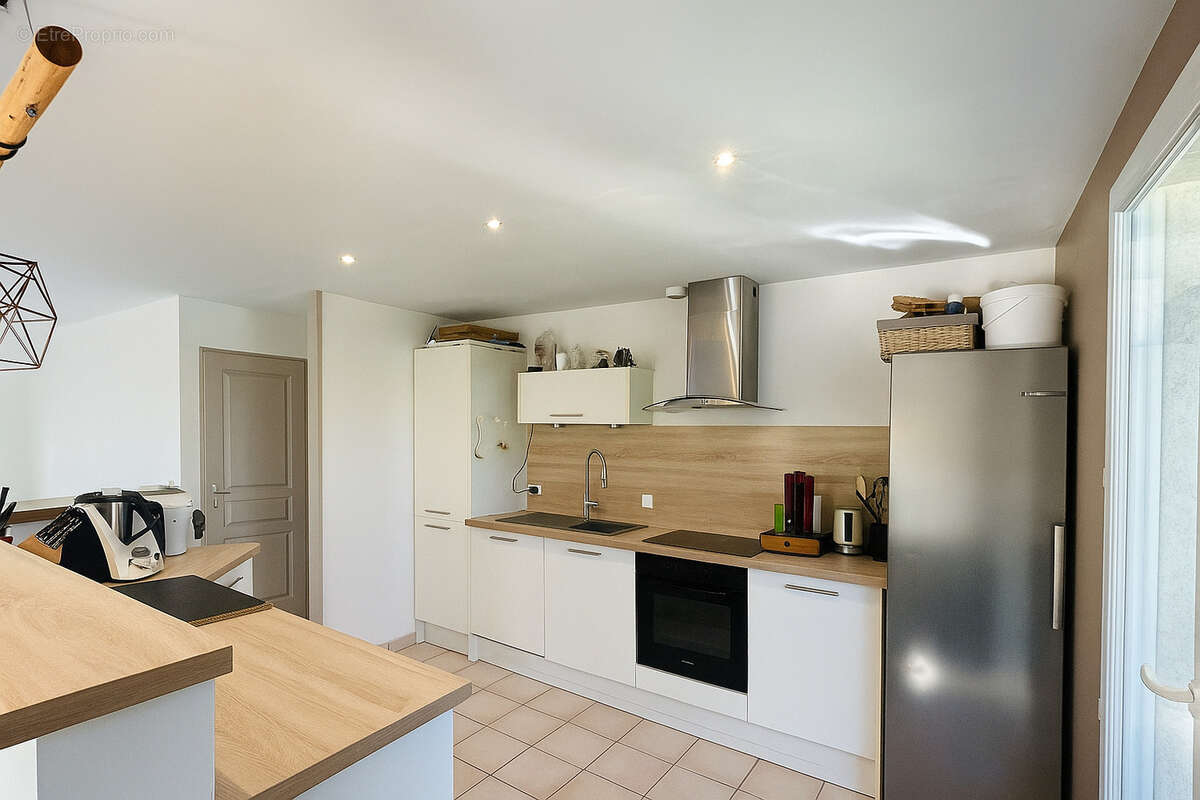 Maison à SAINT-MARTIN-LA-PLAINE