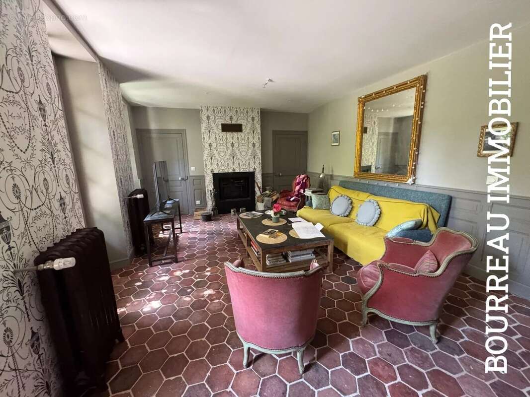 Maison à CEZY