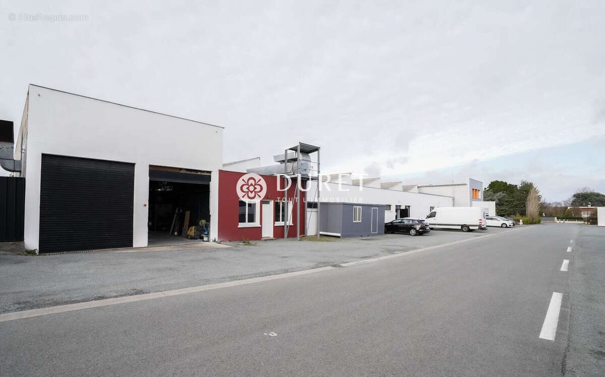 Commerce à LA RABATELIERE