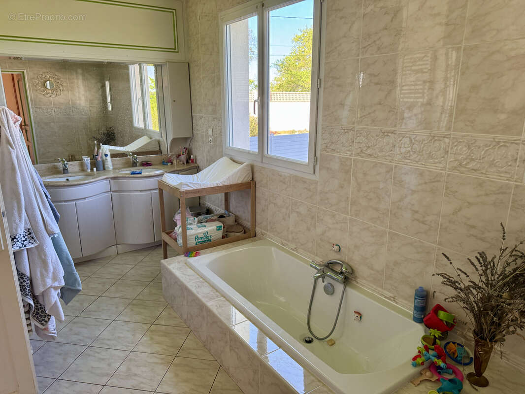 Maison à SAINT-AULAIRE