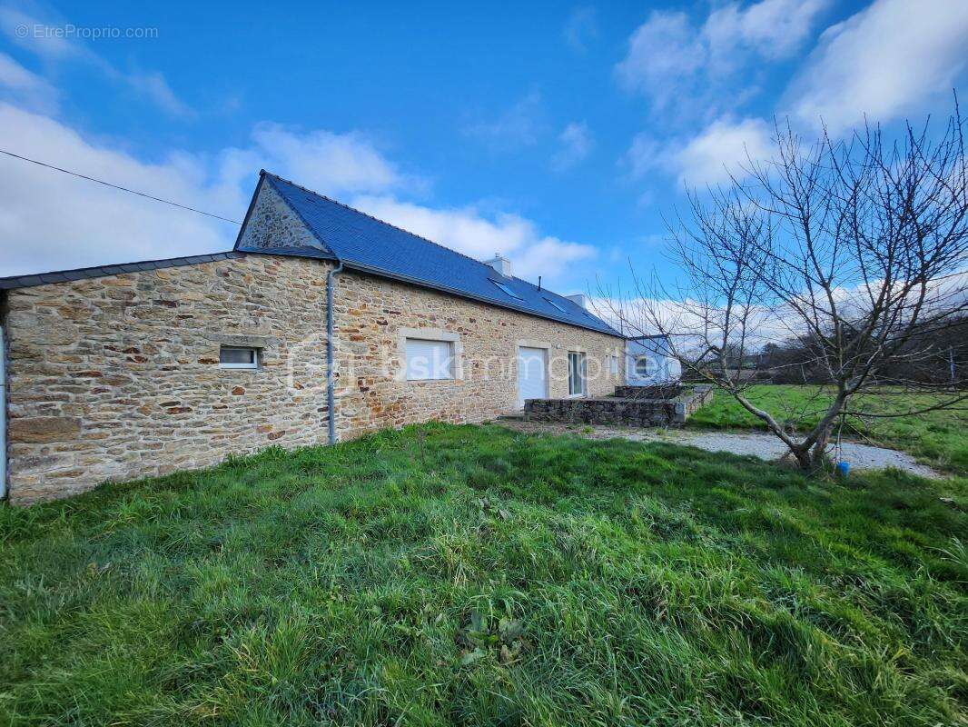 Maison à GRAND-CHAMP