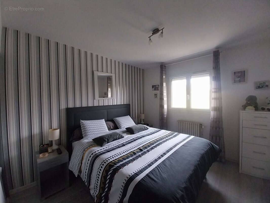 Maison à SAINT-CLAIR-DU-RHONE