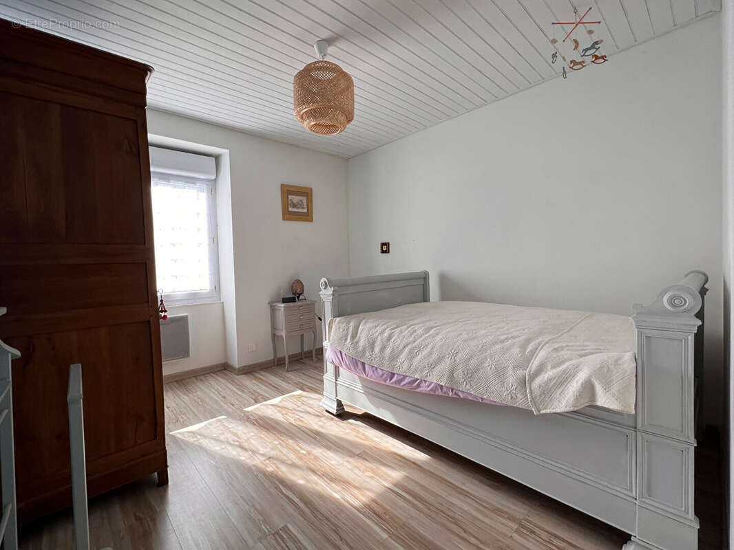 Maison à VENANSAULT