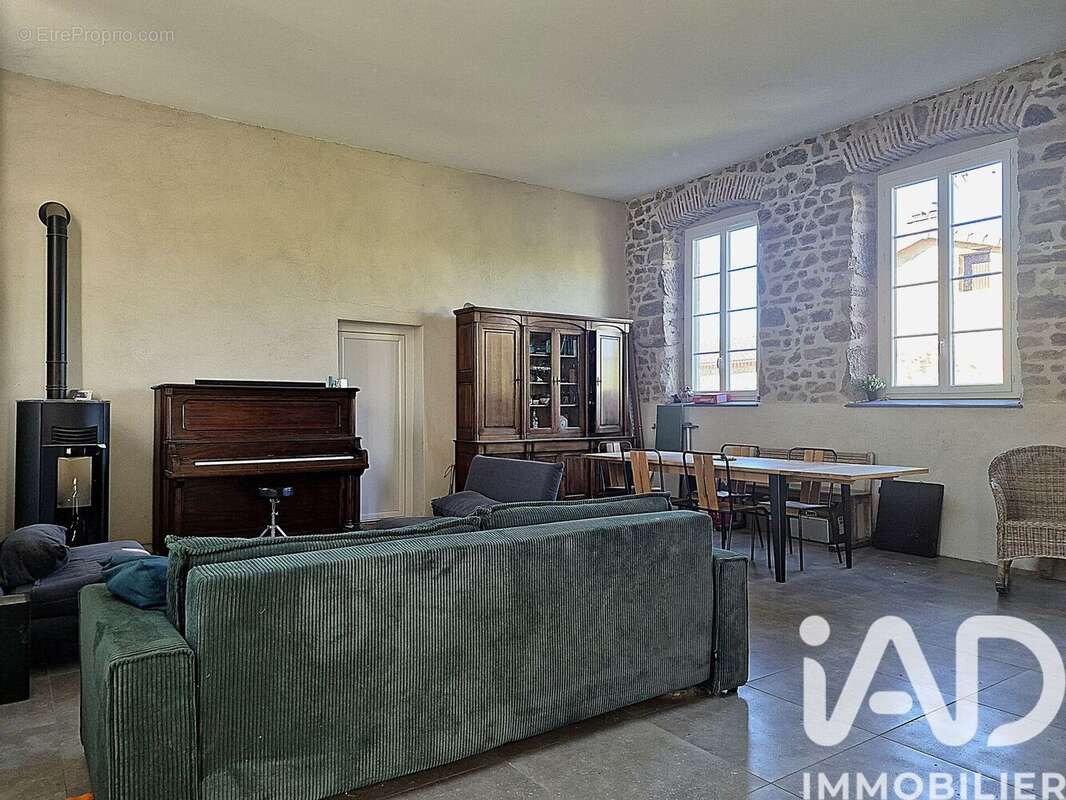 Maison 119 m² à Auzelles  - photo 8