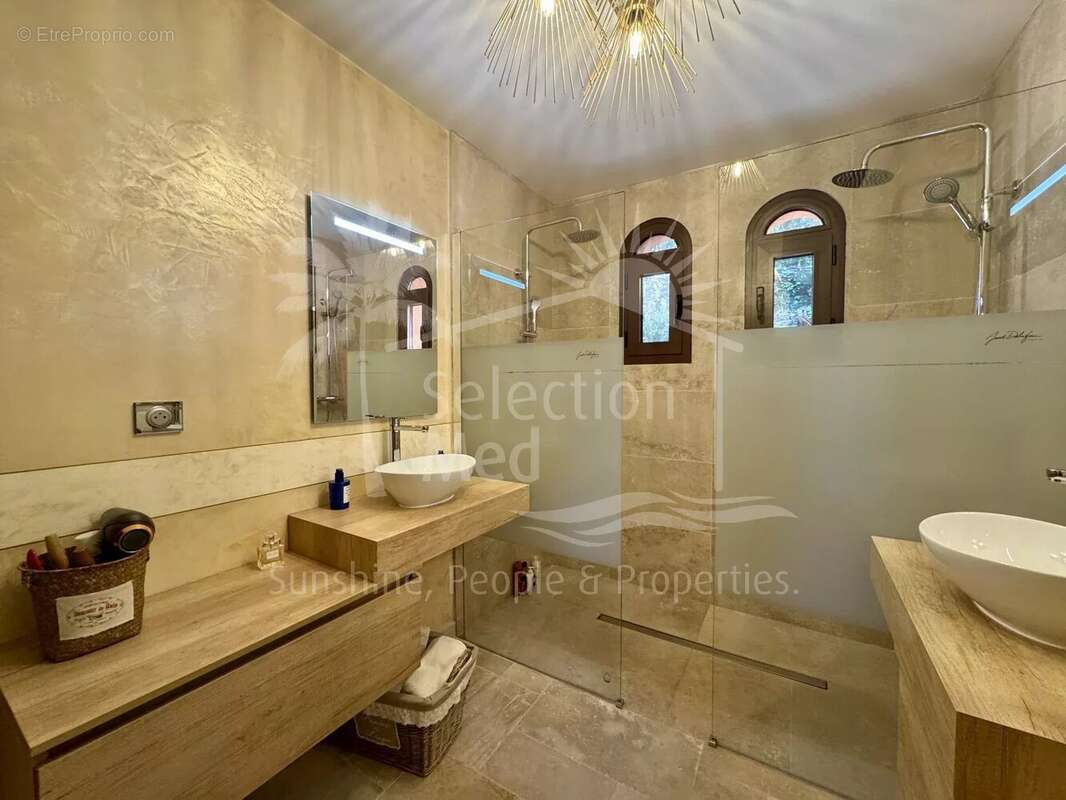 Maison à LE LAVANDOU