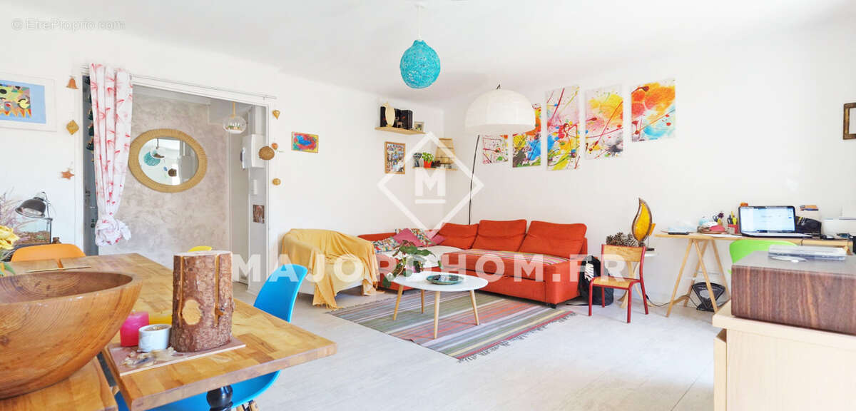 Appartement à MARSEILLE-7E