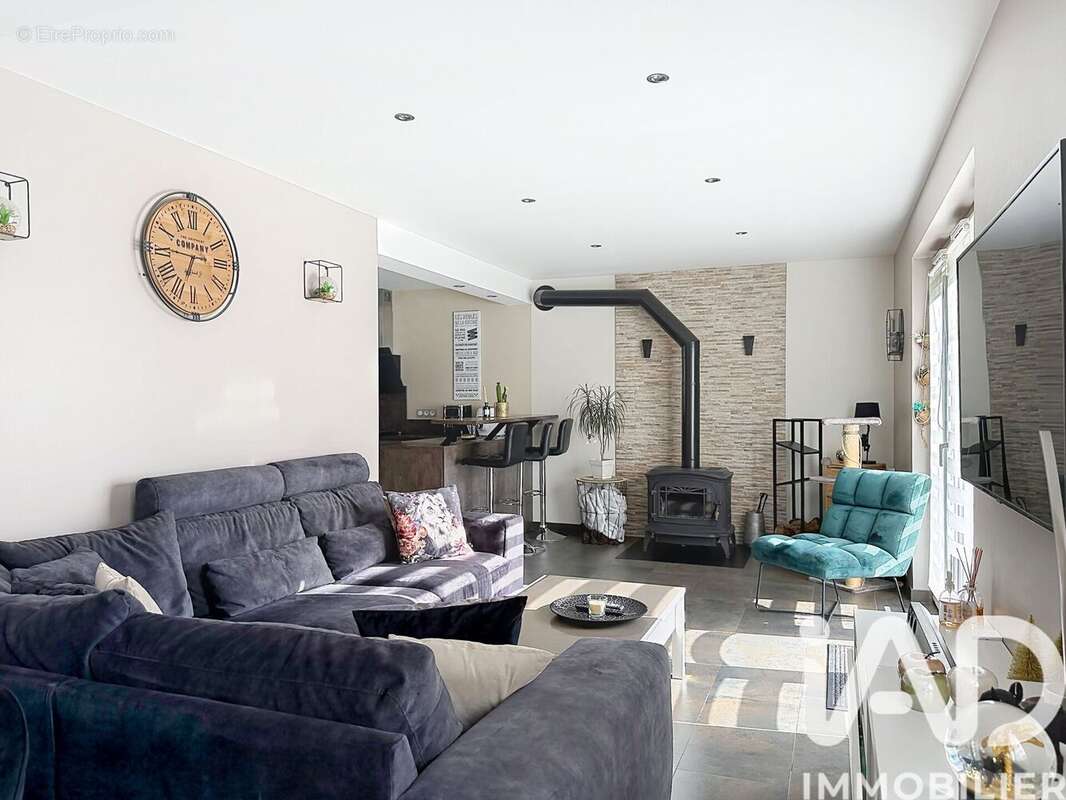 Photo 2 - Maison à SAINT-ETIENNE-DU-ROUVRAY