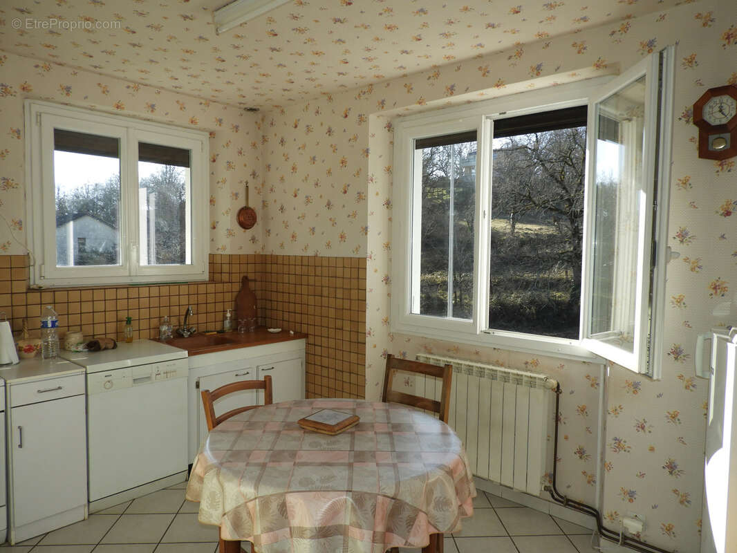 Maison à VILLEFRANCHE-DE-ROUERGUE