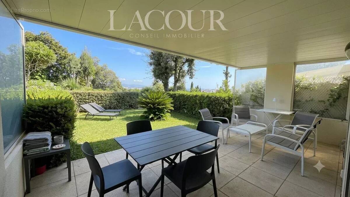 Appartement à CANNES