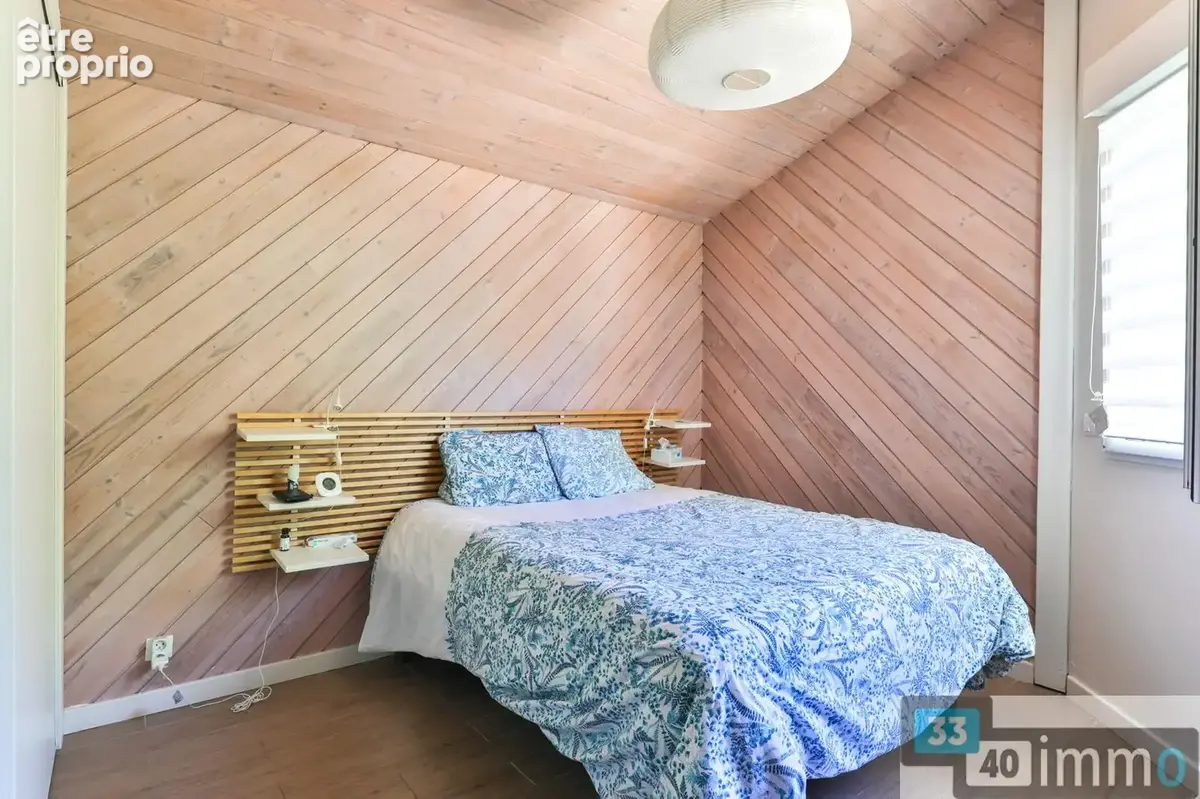 Salles centre - maison 150m2 + grange 100m2 - piscine & jacuzzi - 1800m2 - photo 11