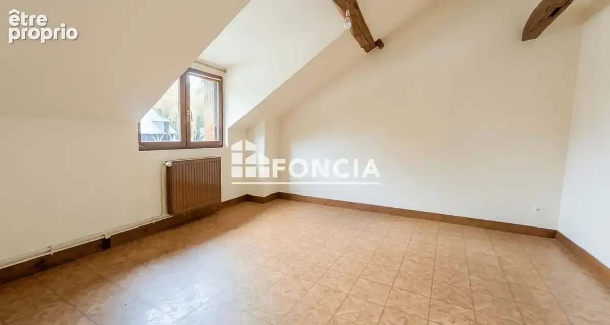 Maison ancienne à rénover avec grand terrain de plus de 1 600 m² et beau potentiel d’agrandissement - photo 8