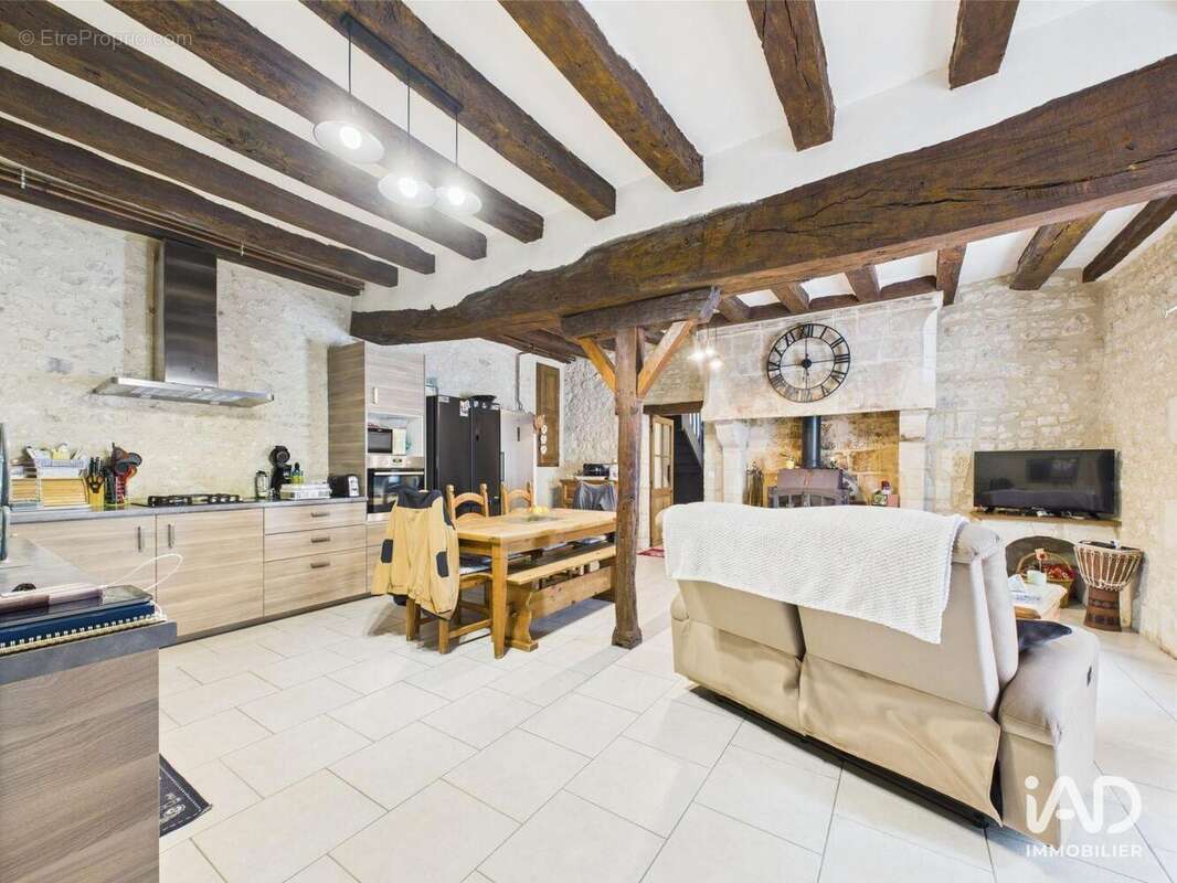 Photo 2 - Maison à MAILLE