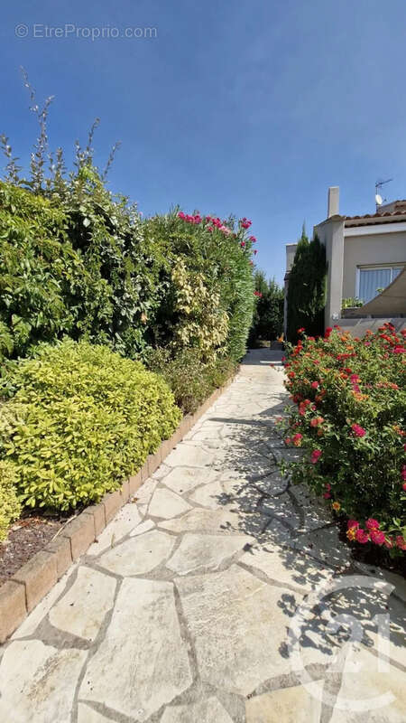 Maison 143 m² à Six-Fours-Les-Plages  - photo 7