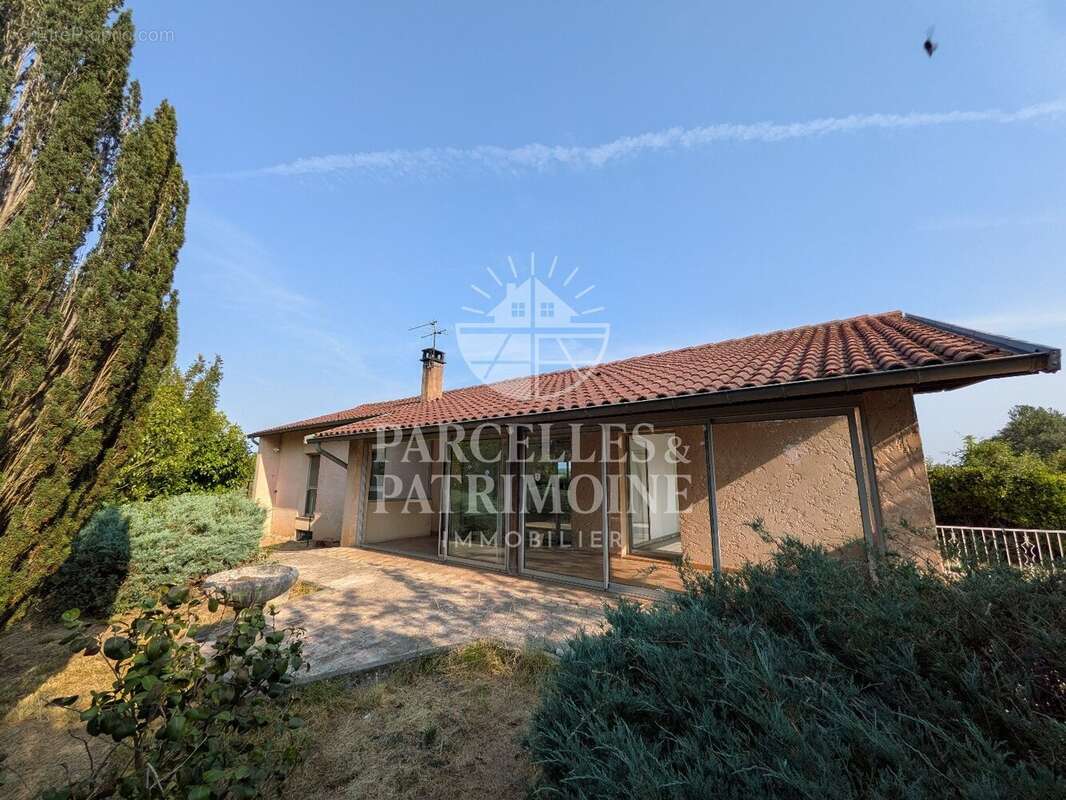 EXCLUSIVITÉ  Maison T4 de 98m² avec sous sol total sur un terrain de 1 176m² - photo 3