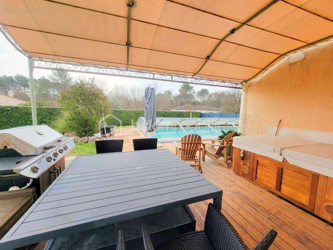 Maison à TRANS-EN-PROVENCE