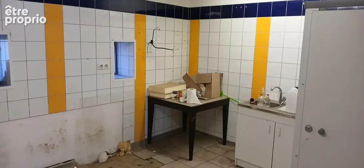 Appartement loué  avec local à transformer forte demande locative à venir - photo 8