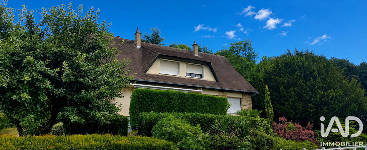 Photo 1 - Maison à PETIT-COURONNE