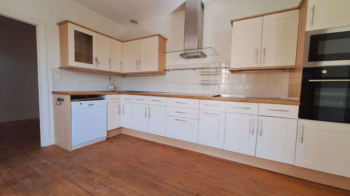 Maison à PONT-DU-CHATEAU