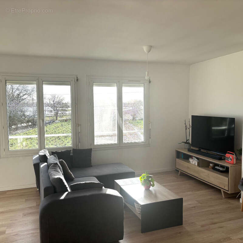 Appartement à SAINT-JULIEN-DE-CONCELLES