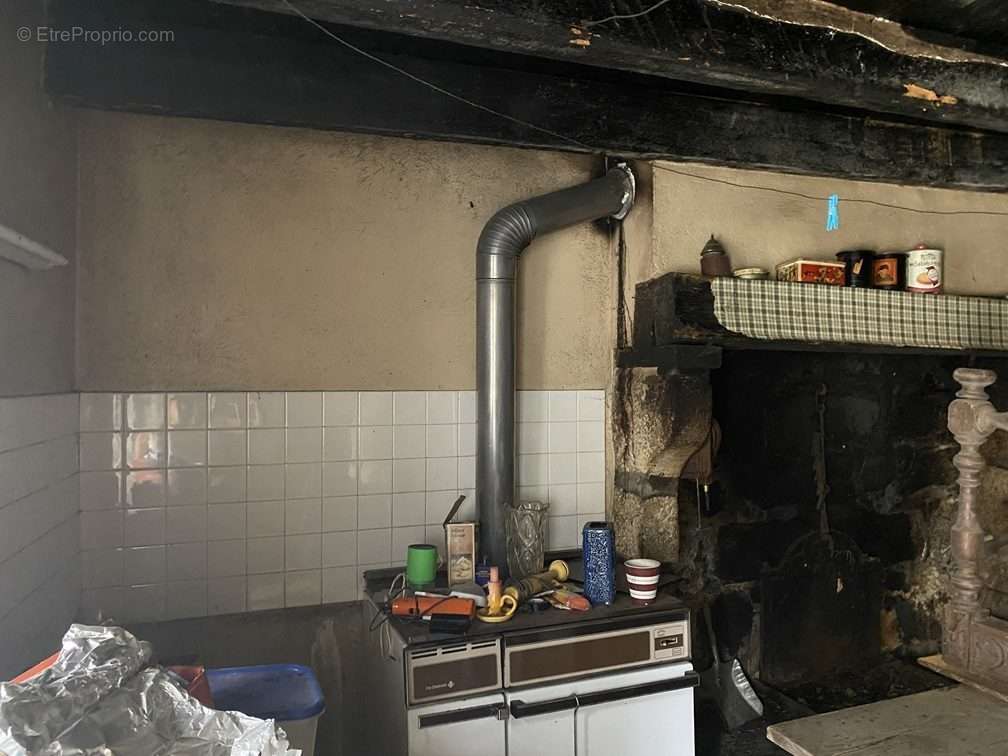 Maison à SAINT-JULIEN-LE-PETIT