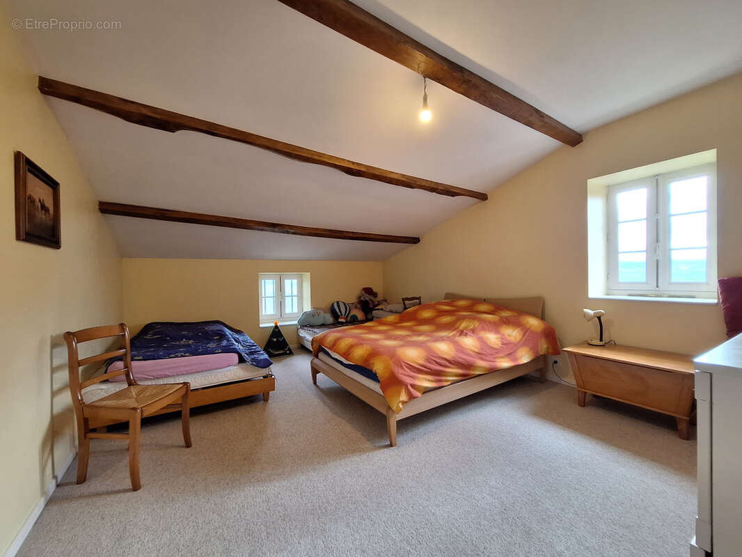 Maison à ESTANDEUIL