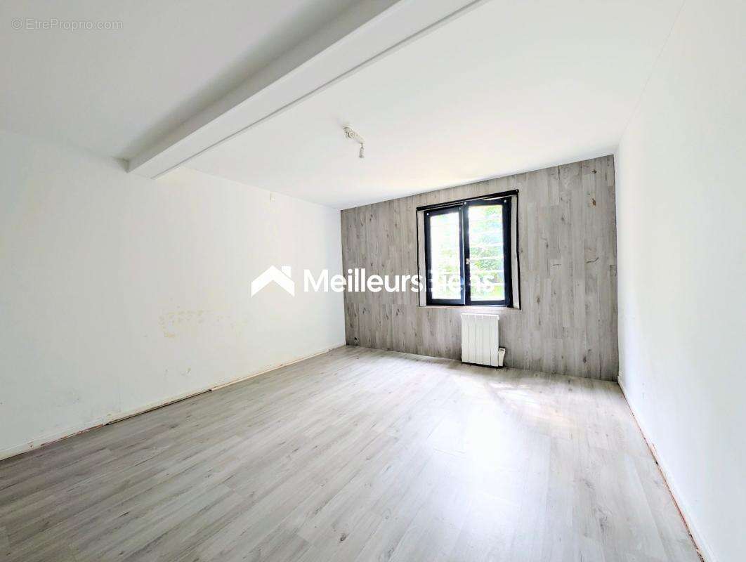 Maison 145 m² à Jouy-Mauvoisin 4 chambres sur terrain divisible de 1090 m² - photo 14