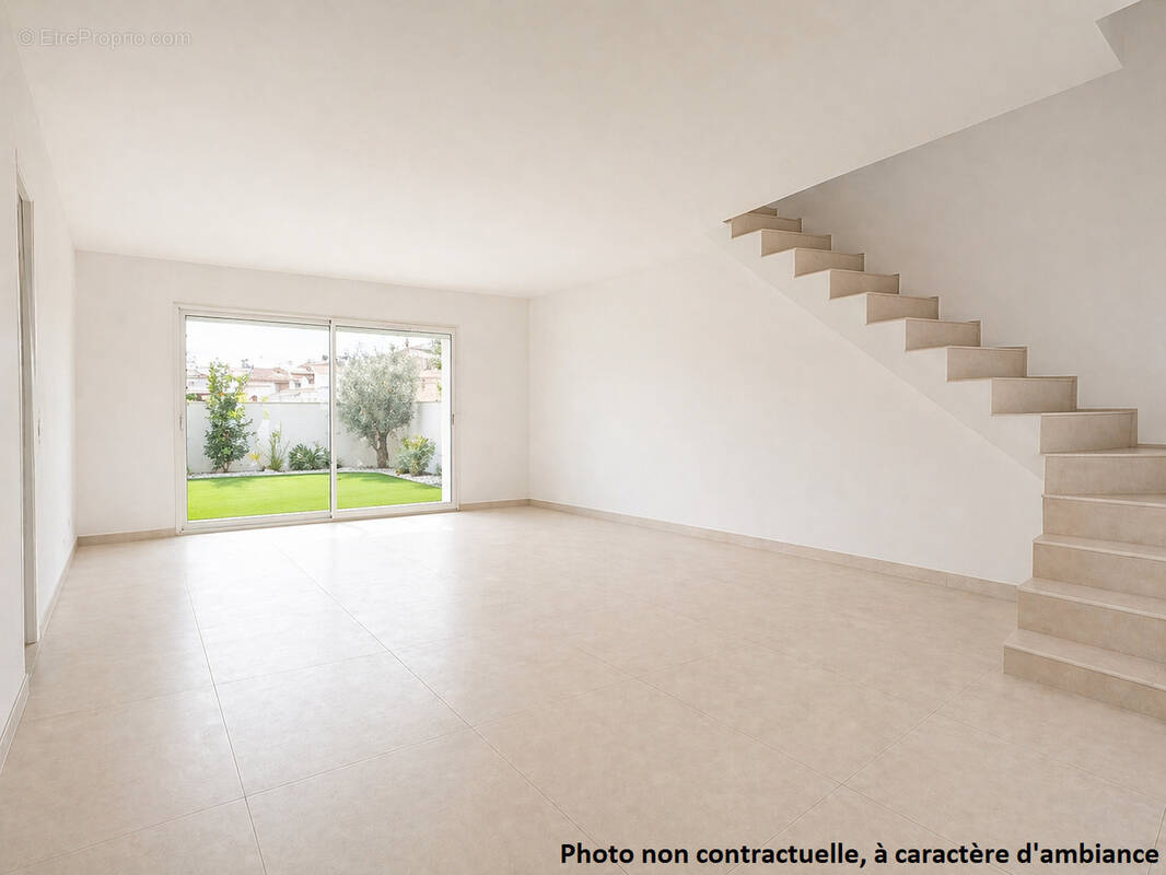 Maison à VIAS