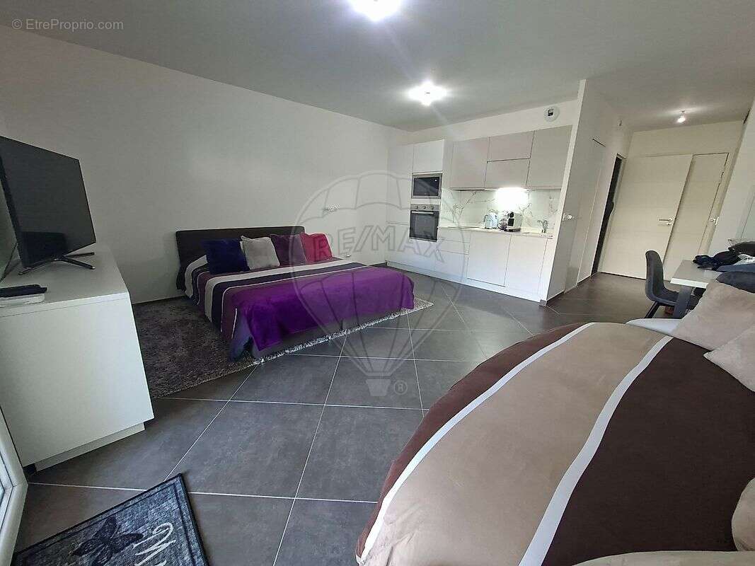 Appartement à VILLENEUVE-LOUBET