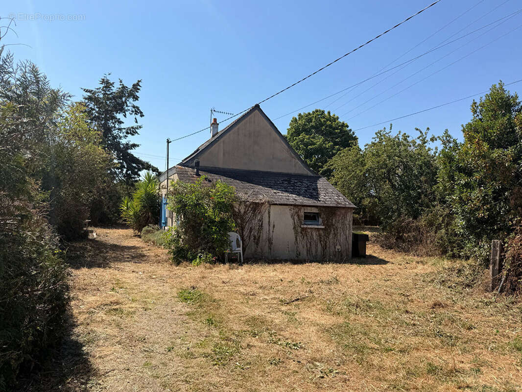 Maison à LE LOUROUX-BECONNAIS