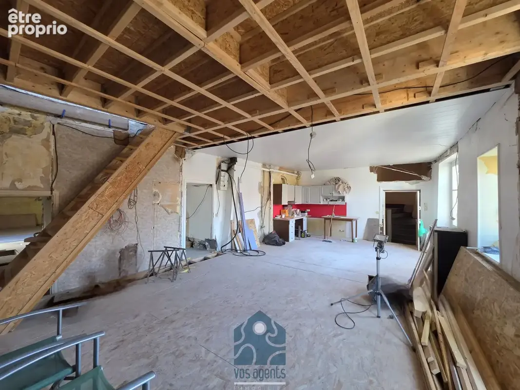 Appartement trois pièces sur deux niveaux - photo 2