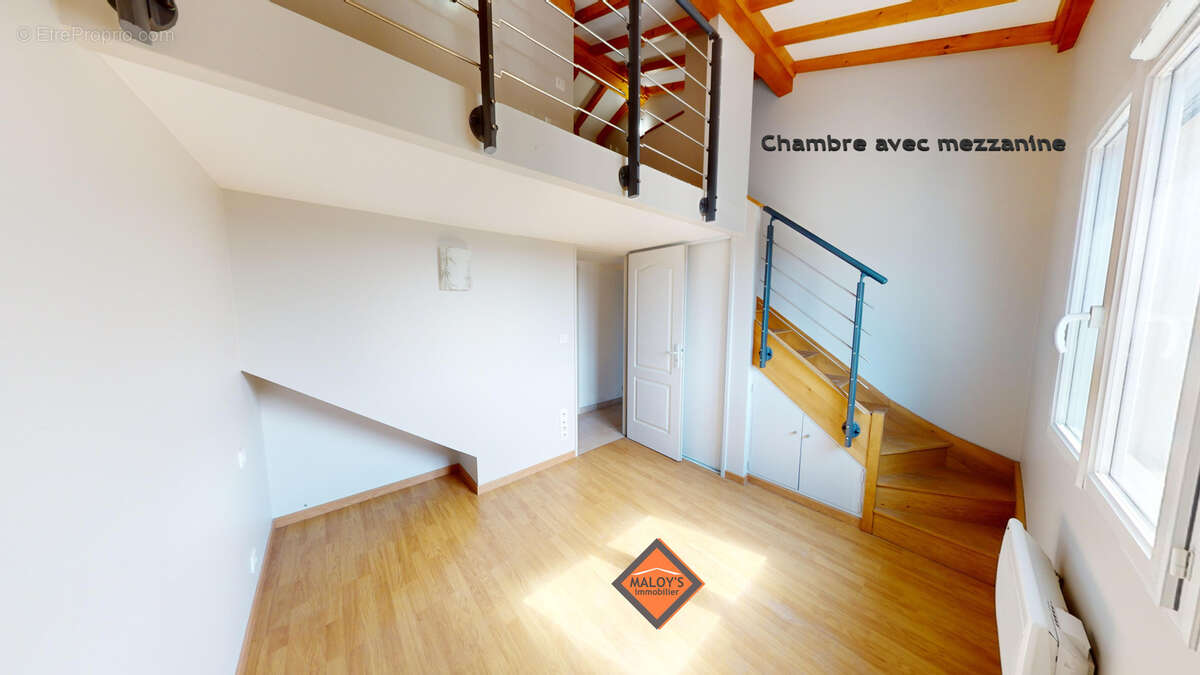 Maison à LE BOIS-D'OINGT