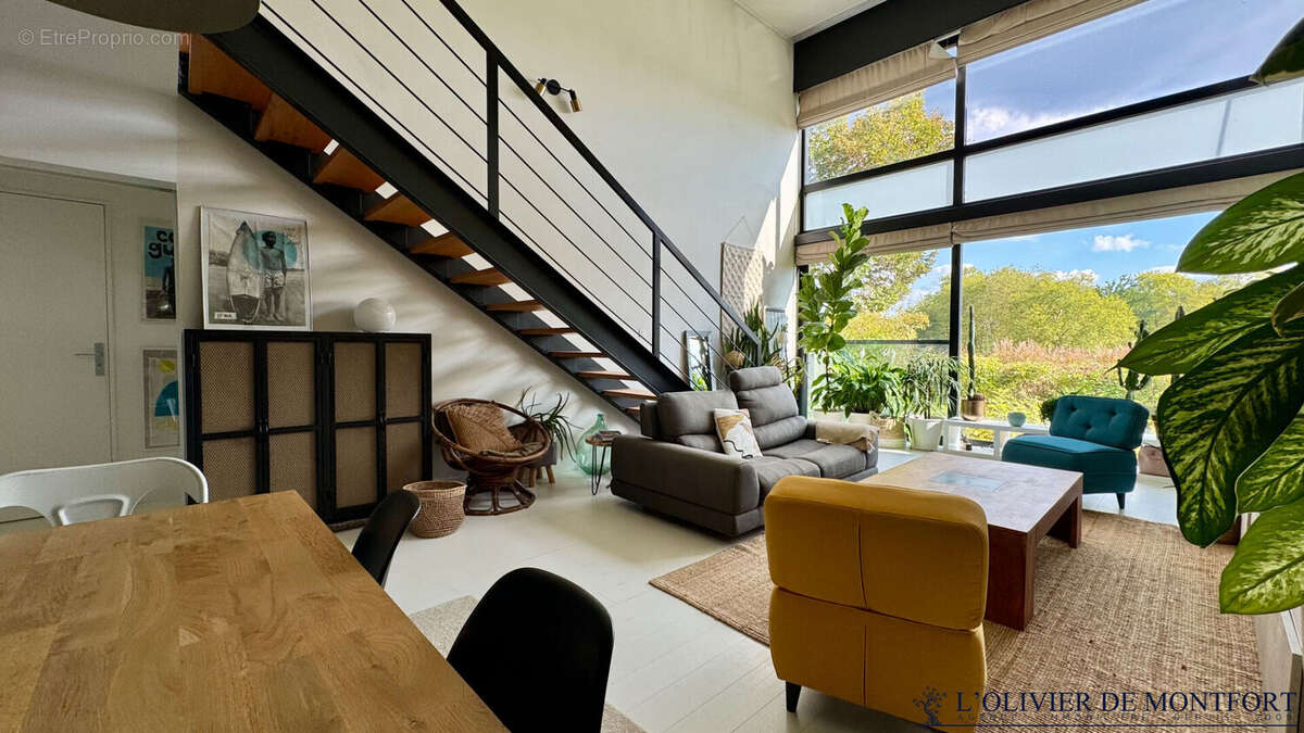 Appartement à MONTIGNY-LE-BRETONNEUX