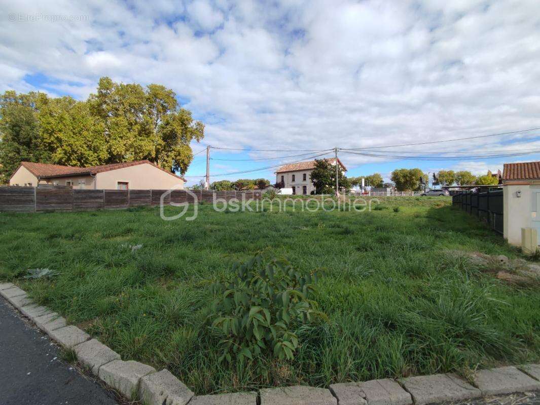 Terrain à COUFOULEUX