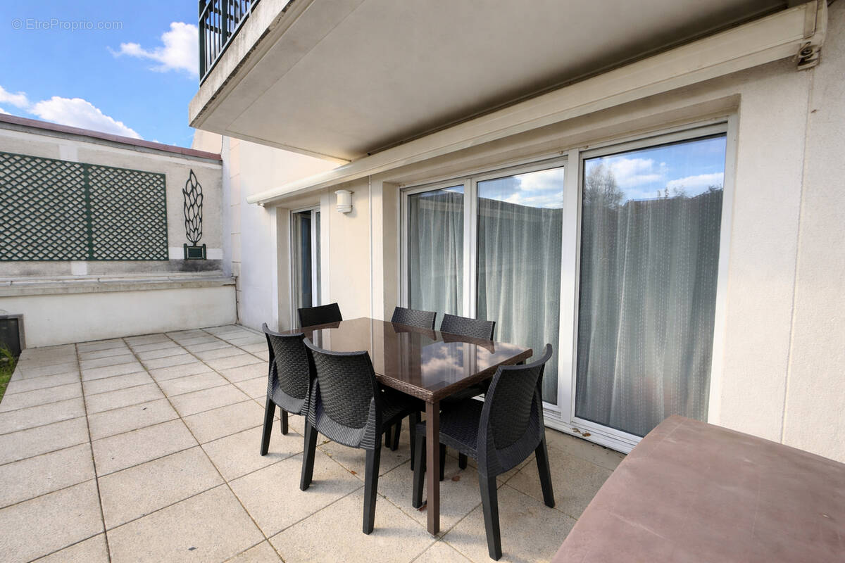 Appartement à NEUILLY-PLAISANCE