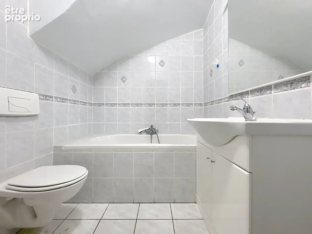 Appartement à vendre 5 pièces VETRAZ MONTHOUX (74) - photo 12