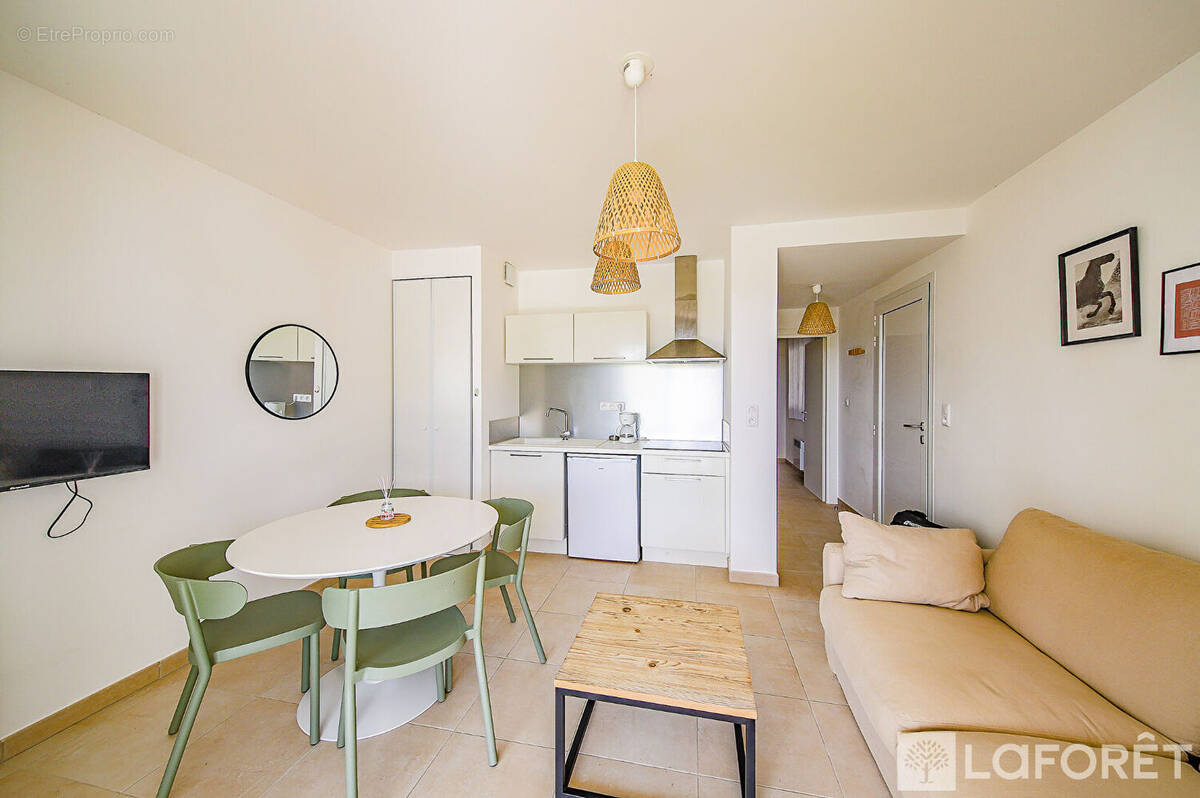 Appartement à LINGUIZZETTA