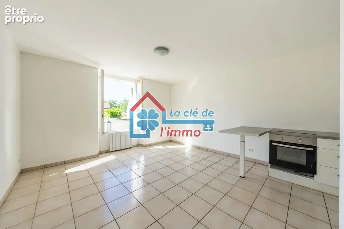 Appartement à MOISSY-CRAMAYEL