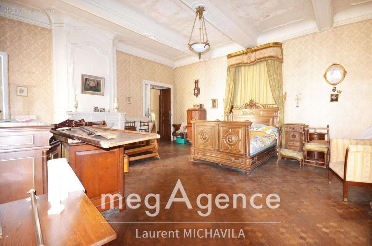 Maison à VILLENEUVE-LES-BEZIERS