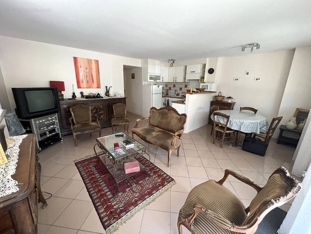 Appartement à GAN