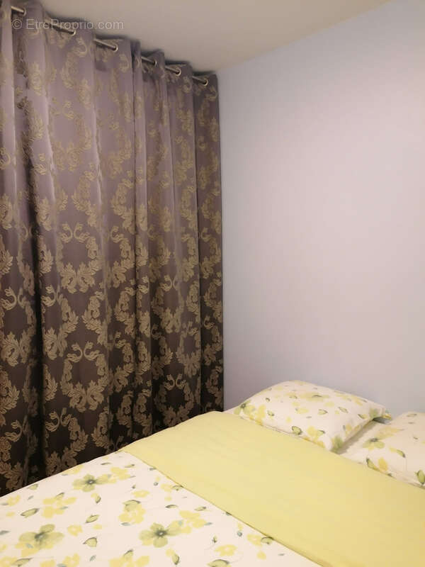 Appartement à RIOM-ES-MONTAGNES